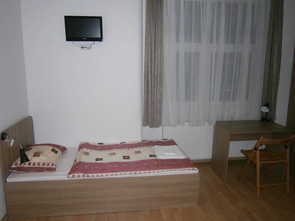 Fanni Budapest Guesthouse Bagian luar foto